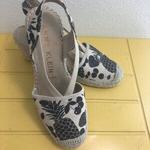 Anne Klein, iflex sling back, wedge espadrille, Akabbey, 8M, fruit print